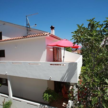Apartments Reljic With Terrace Baska  Ngoại thất bức ảnh