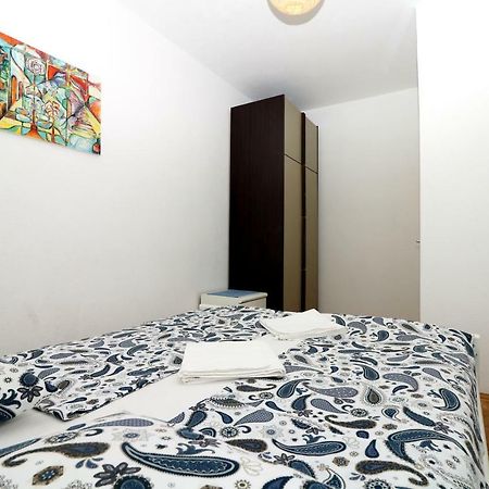 Apartments Reljic With Terrace Baska  Ngoại thất bức ảnh