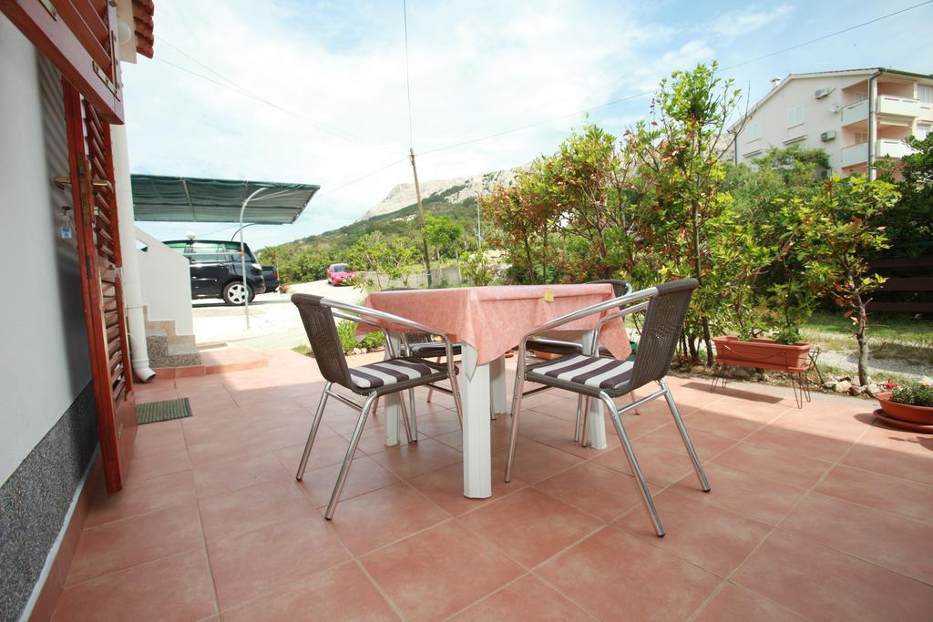 Apartments Reljic With Terrace Baska  Ngoại thất bức ảnh
