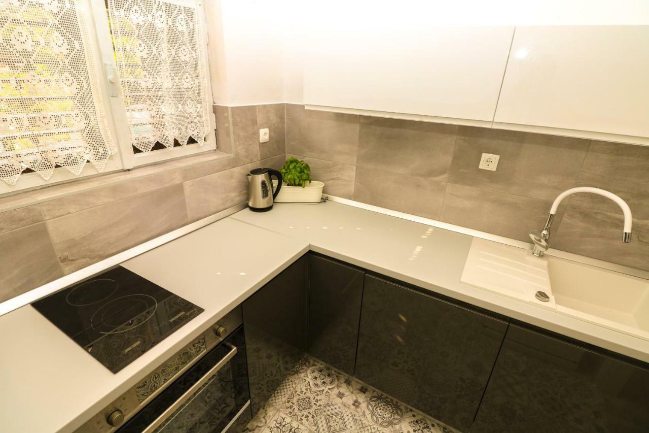 Apartments Reljic With Terrace Baska  Ngoại thất bức ảnh