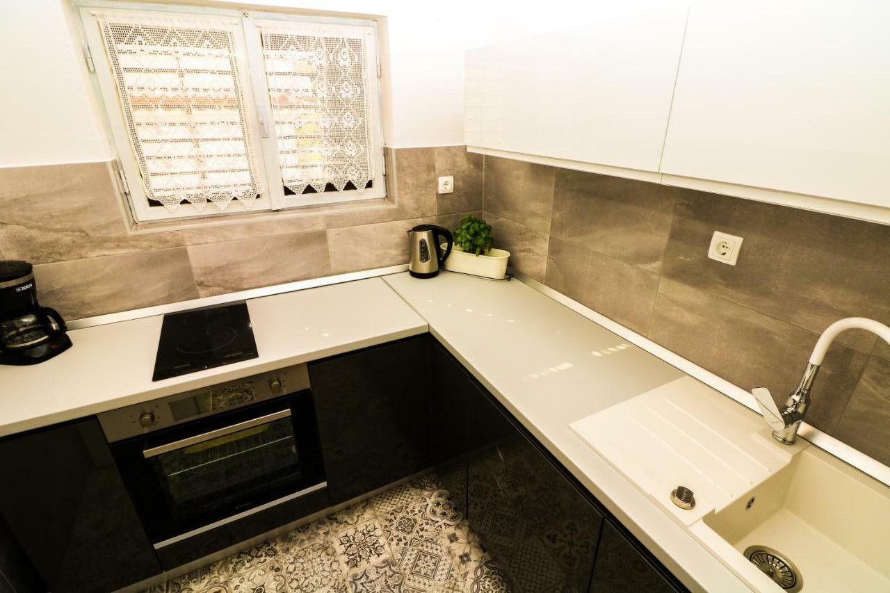 Apartments Reljic With Terrace Baska  Ngoại thất bức ảnh