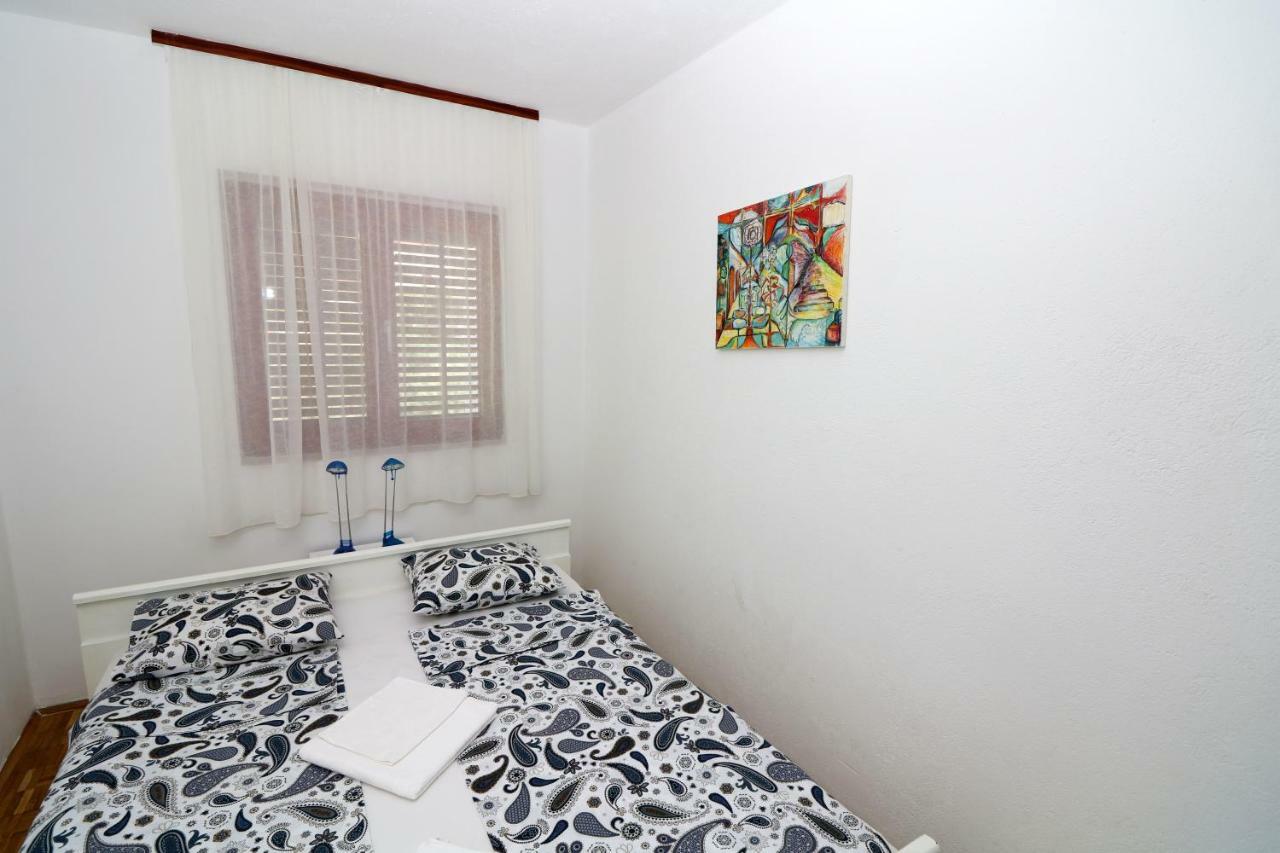 Apartments Reljic With Terrace Baska  Ngoại thất bức ảnh