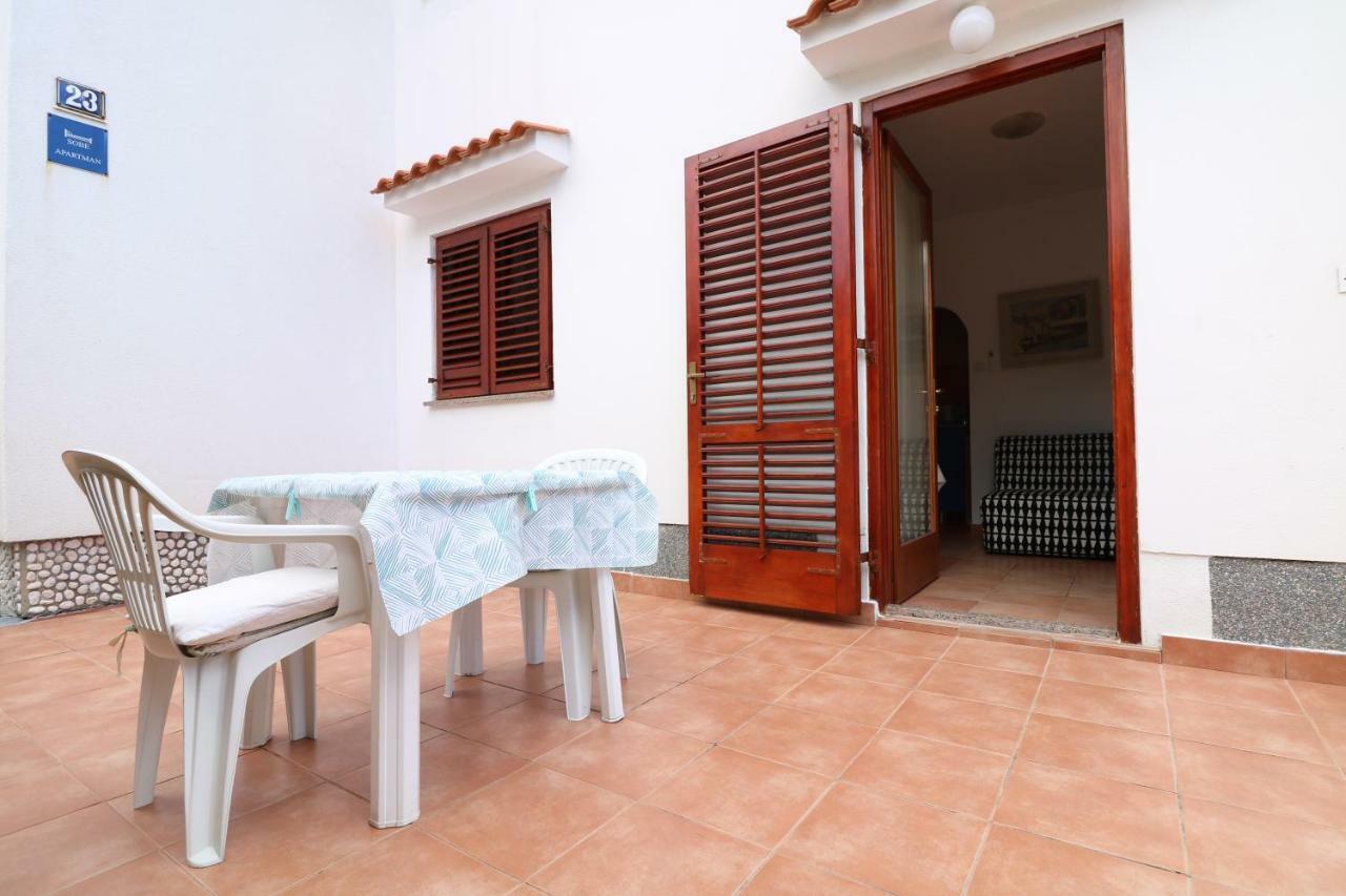 Apartments Reljic With Terrace Baska  Ngoại thất bức ảnh